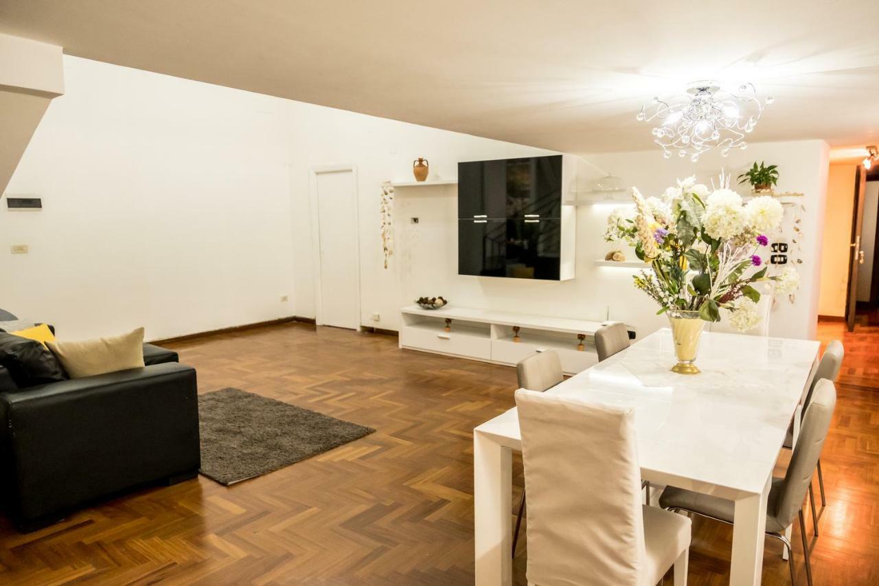 Hotel Il Salotto Di Nonna Cornelia 2 Neapol Exteriér fotografie
